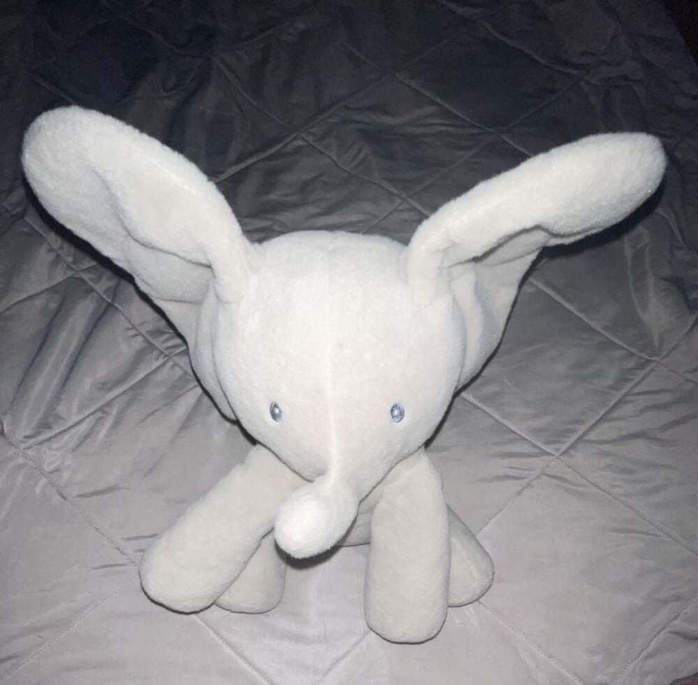 Baby GUND Snuzzy Gray Elephant Plush Toy • Soft Cuddle Stuffed Animal